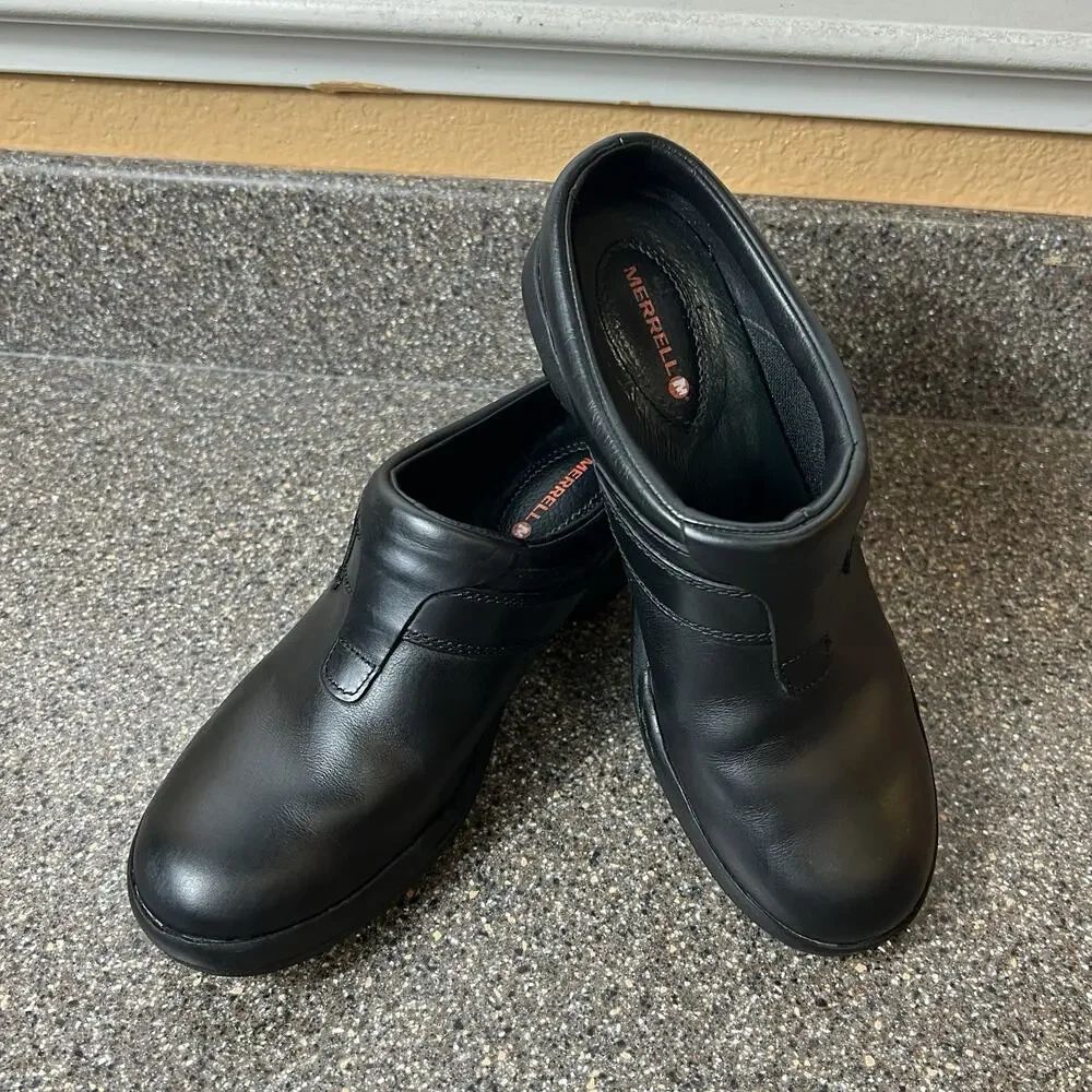 Merrell Womens Size 7 Black Leather Slip On Comfort Casual Heeled Mule Clog Shoe